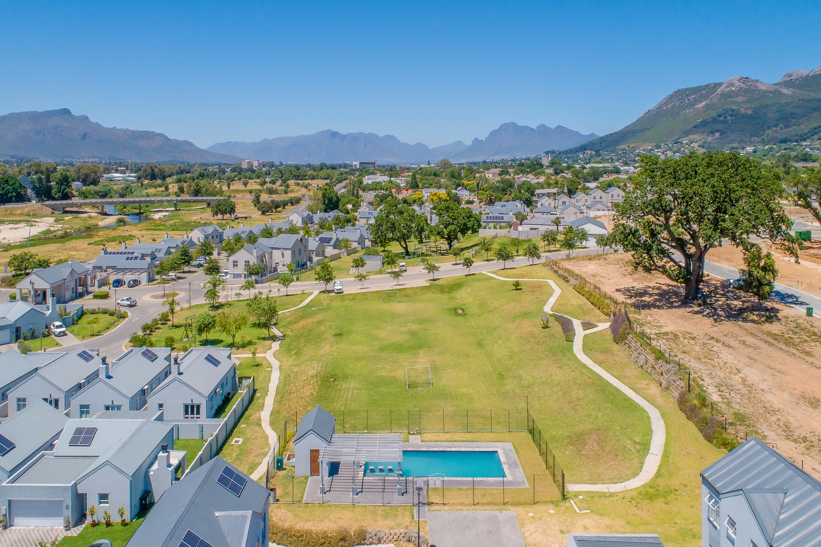 2 Bedroom Property for Sale in Paarl North Western Cape